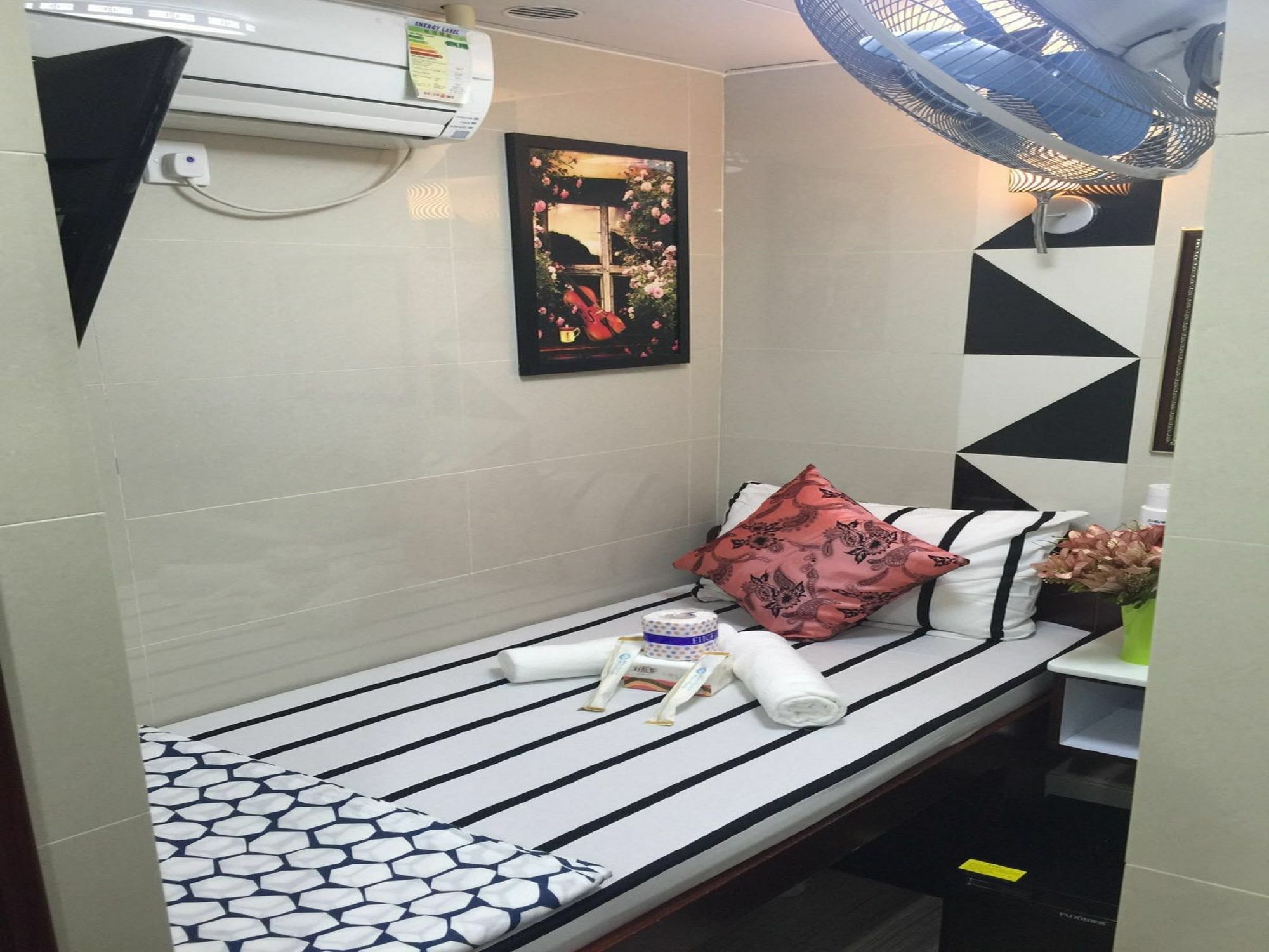 Hi-Inn Hong Kong Dış mekan fotoğraf